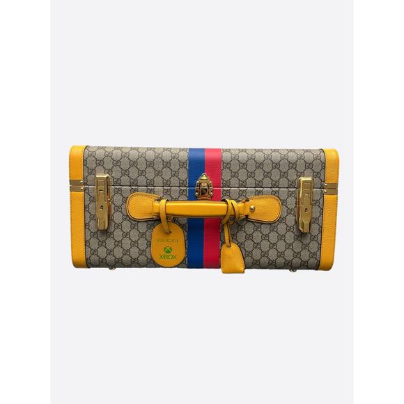 Gucci Xbox Monogram Suitcase & Xbox - Picture 7 of 10